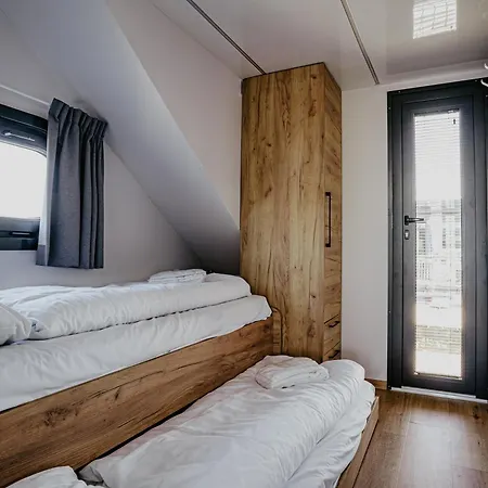 샬레 Houseboat Campi 4 Persons Uitgeest