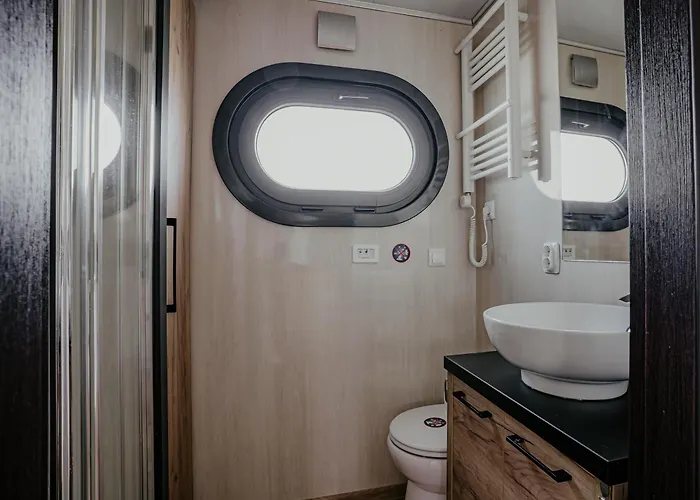 Houseboat Campi 4 Persons